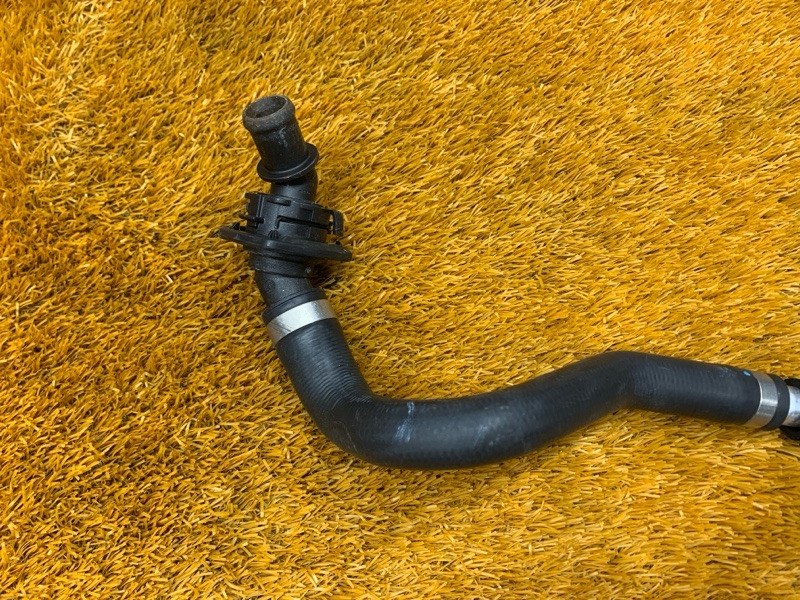 Патрубок системы охлаждения, 1200 рублей, Красноярск