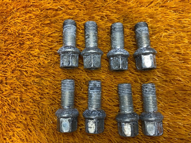 болт колесный, 1430 рублей, Красноярск