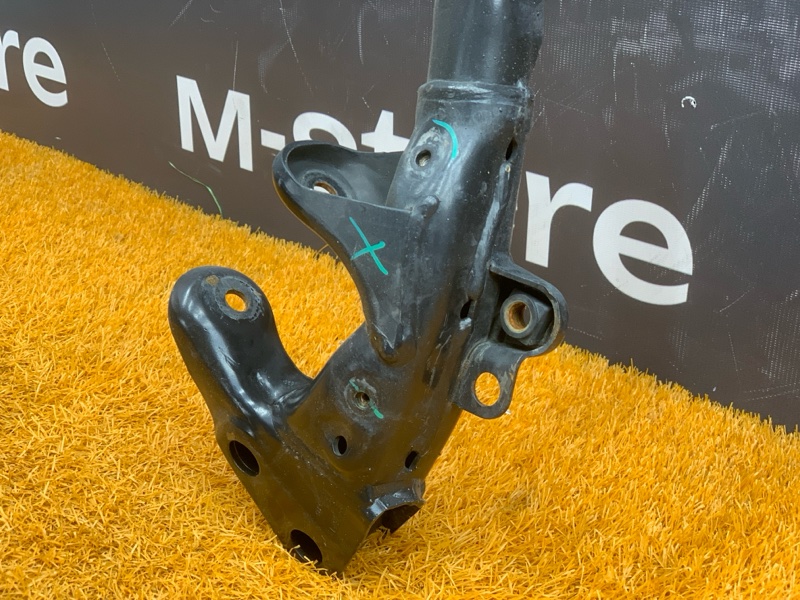 Балка поперечная (подрамник), 6210 рублей, Красноярск