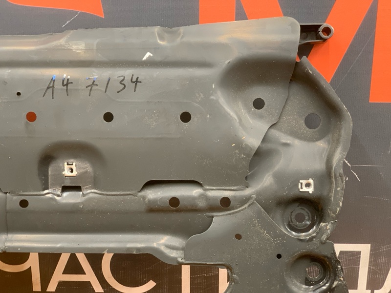 Балка поперечная (подрамник), 10000 рублей, Красноярск