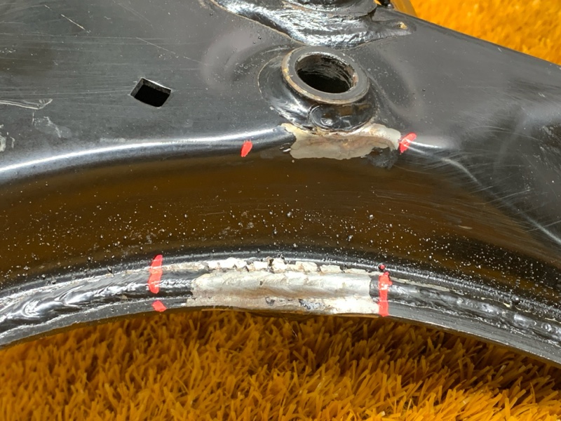 Балка поперечная (подрамник), 460 рублей, Красноярск