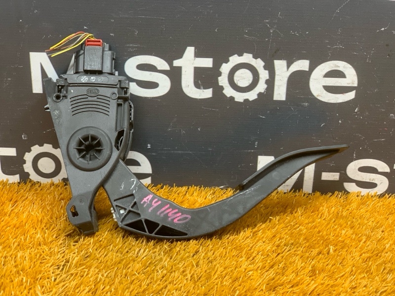 педаль газа, 500 рублей, Красноярск