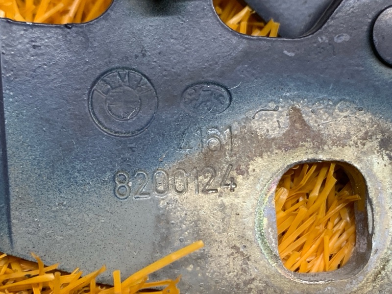 петля капота, 700 рублей, Красноярск