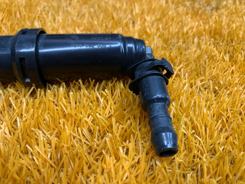 Форсунка омывателя фары, 1500 рублей, Красноярск