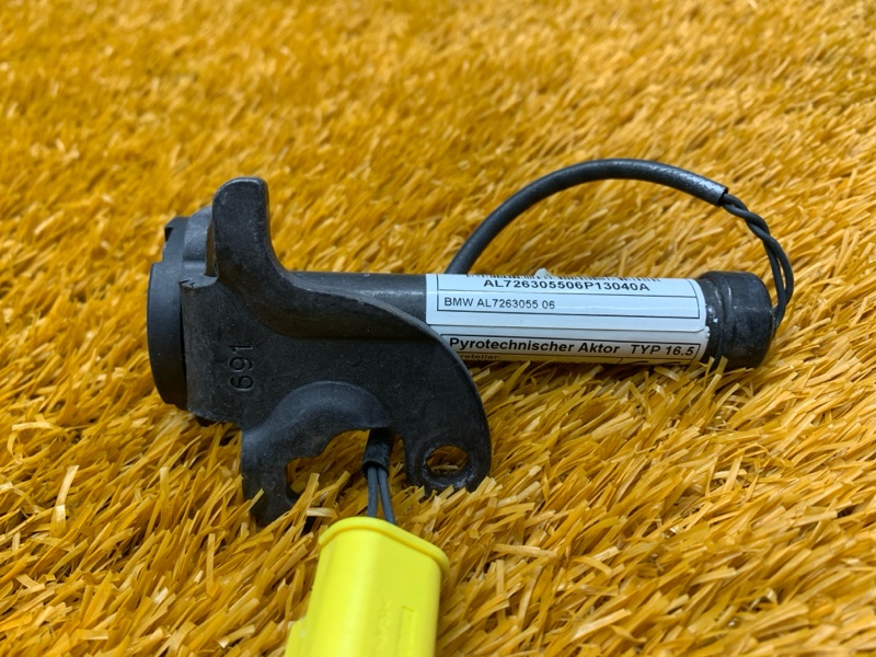 Пиропатрон петли капота, 1700 рублей, Красноярск