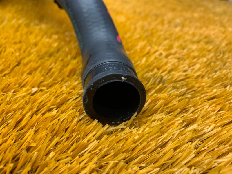 Патрубок системы охлаждения, 200 рублей, Красноярск