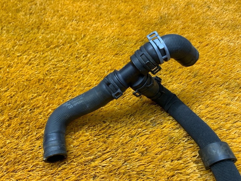 Патрубок системы охлаждения, 1200 рублей, Красноярск