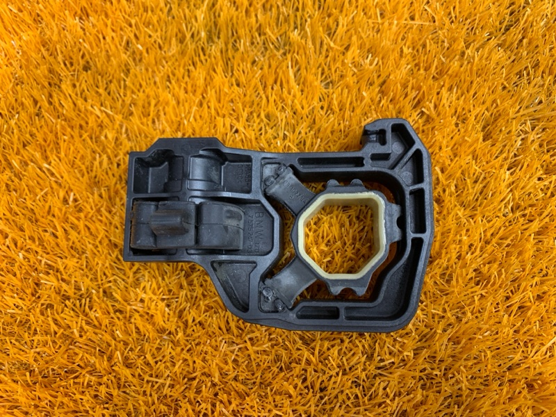 Кронштейн радиатора, 420 рублей, Красноярск