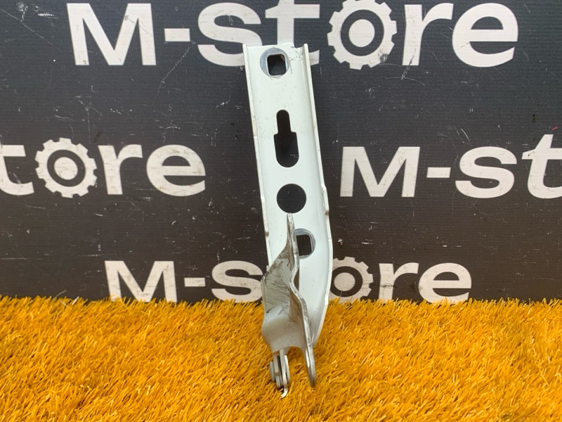 петля капота, 1200 рублей, Красноярск