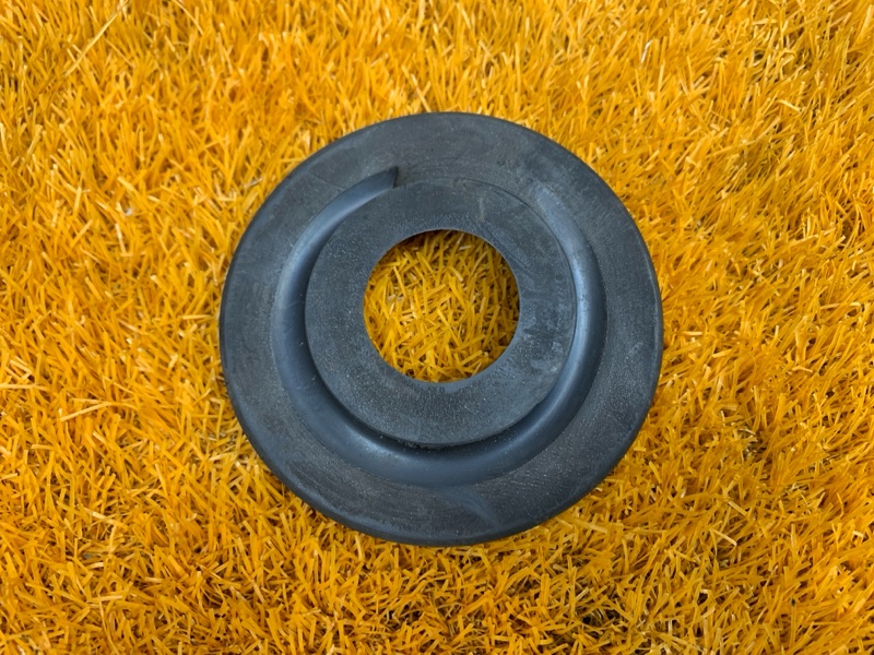 опора пружины, 220 рублей, Красноярск