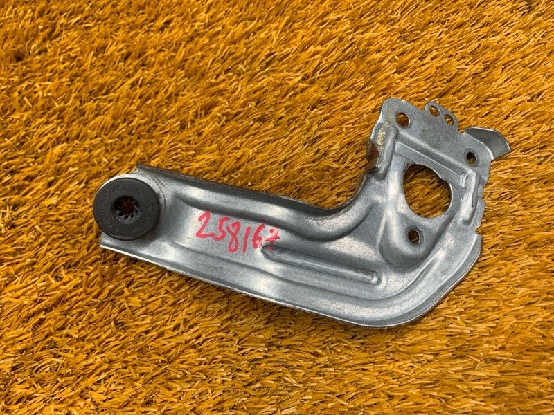 Кронштейн трапеции стеклоочистителя, 260 рублей, Красноярск