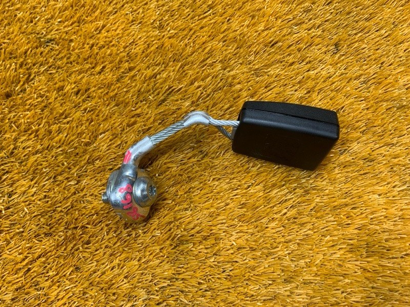 замок ремня безопасности, 440 рублей, Красноярск