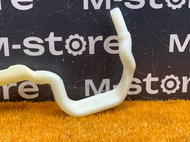 Горловина бачка омывателя, 380 рублей, Красноярск