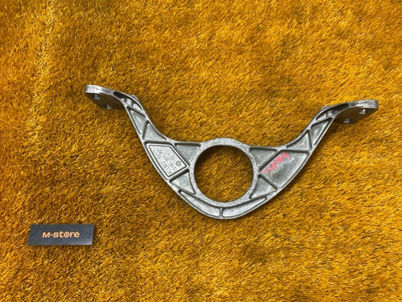 кронштейн, 400 рублей, Красноярск