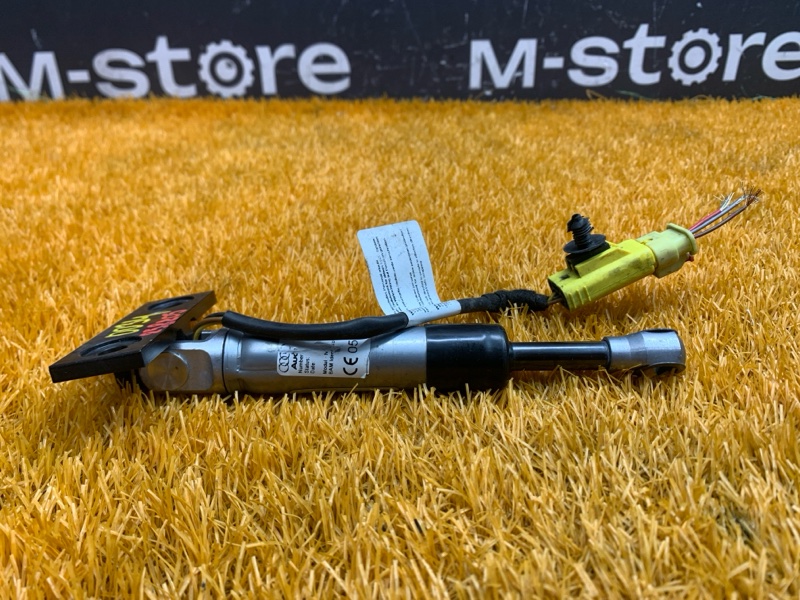 Пиропатрон петли капота, 1500 рублей, Красноярск