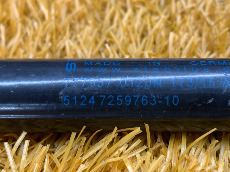 амортизатор багажника, 870 рублей, Красноярск