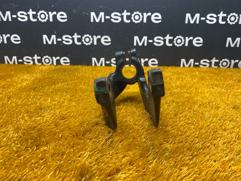 Кронштейн амортизатора, 800 рублей, Красноярск