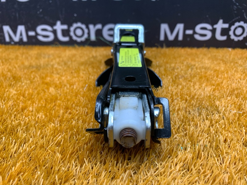 домкрат, 2000 рублей, Красноярск