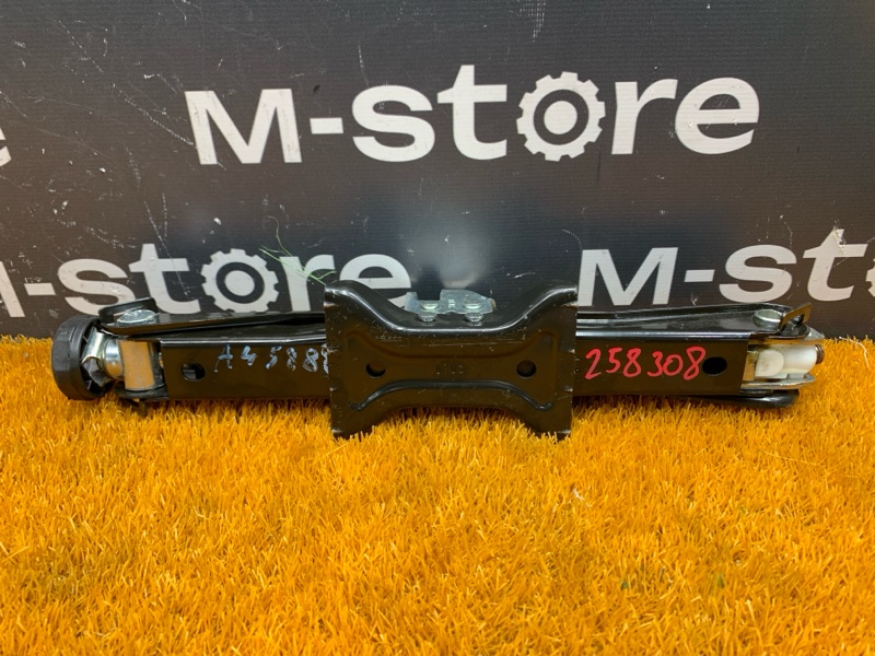 домкрат, 2000 рублей, Красноярск