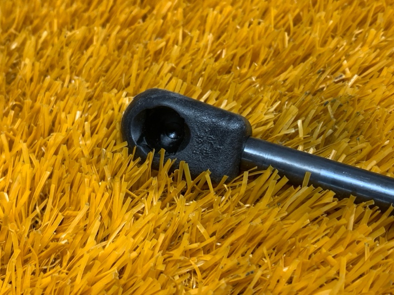 амортизатор капота, 500 рублей, Красноярск