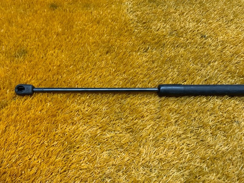 амортизатор капота, 640 рублей, Красноярск