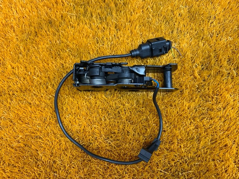 замок капота, 500 рублей, Красноярск