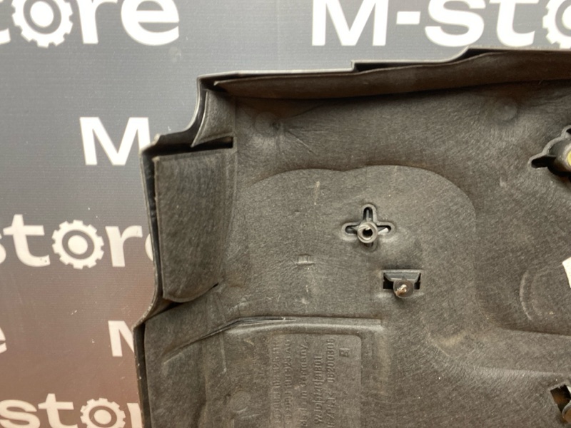 крышка двигателя, 2000 рублей, Красноярск