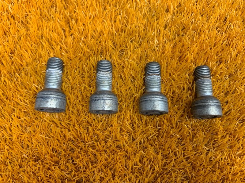 болт колесный(секретка), 1780 рублей, Красноярск