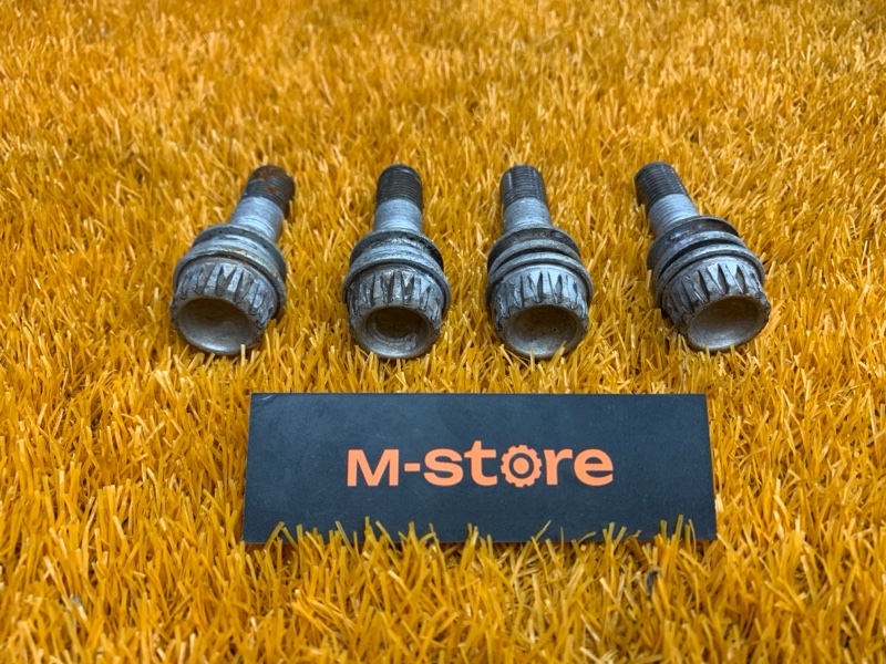 болт колесный(секретка), 1340 рублей, Красноярск