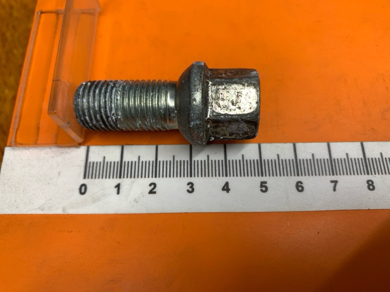 болт колесный, 1430 рублей, Красноярск