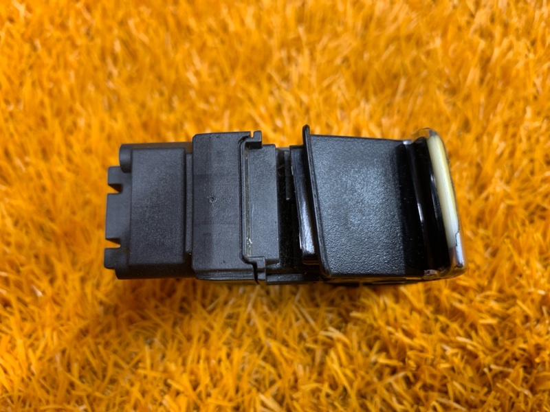 Кнопка стояночного тормоза, 300 рублей, Красноярск