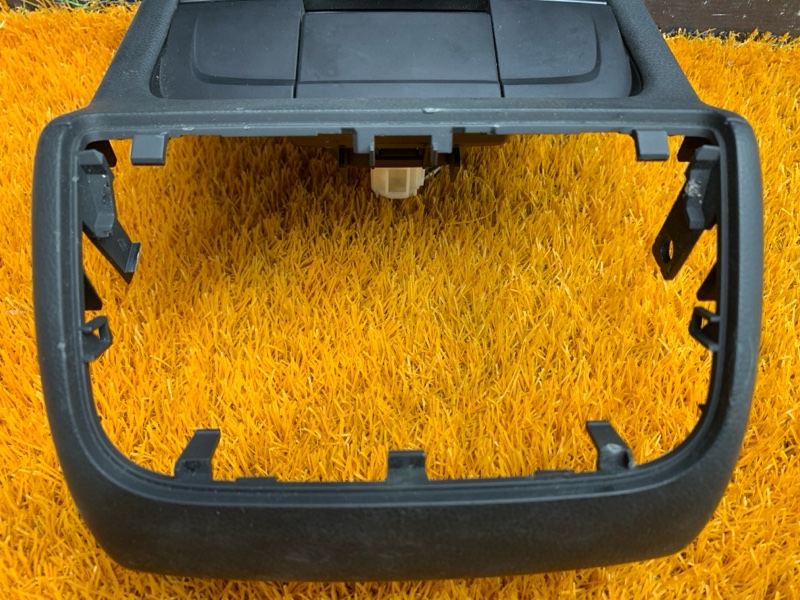 Накладка центральной консоли, 670 рублей, Красноярск