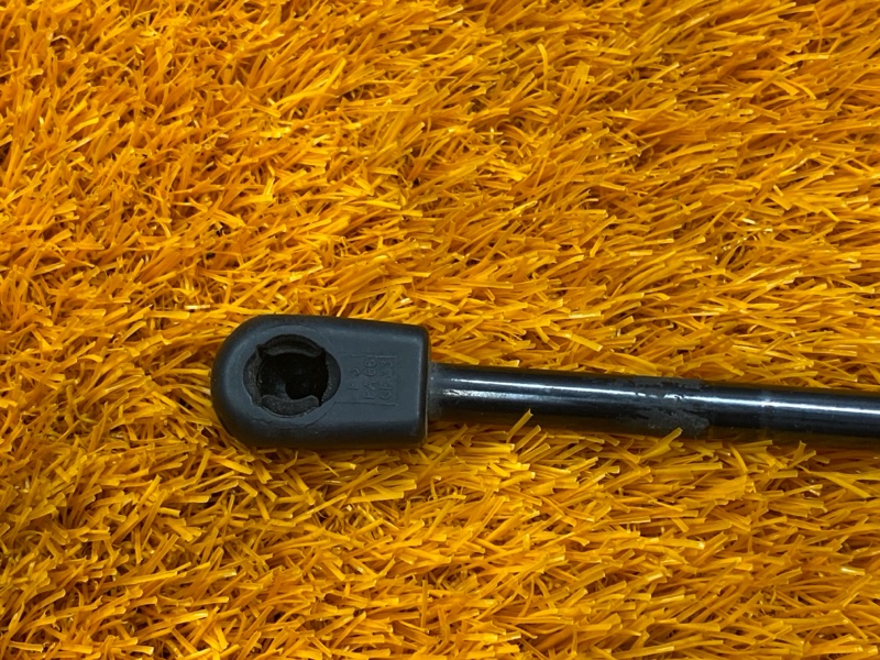 амортизатор багажника, 500 рублей, Красноярск