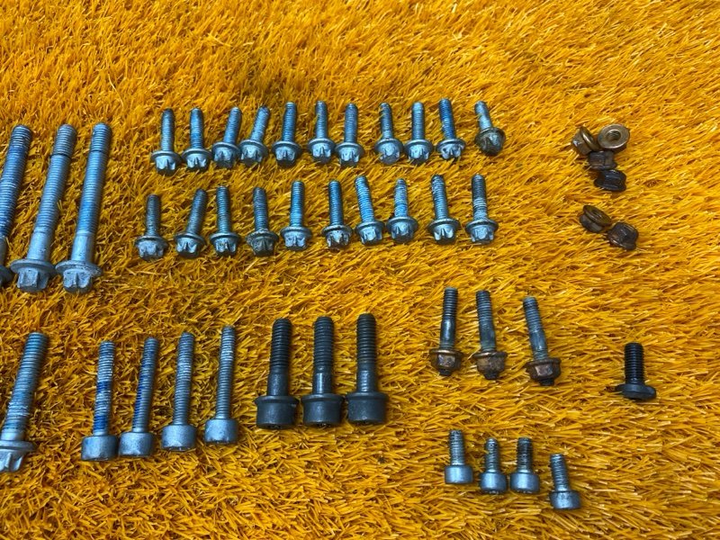 Болты и гайки ДВС, 1080 рублей, Красноярск