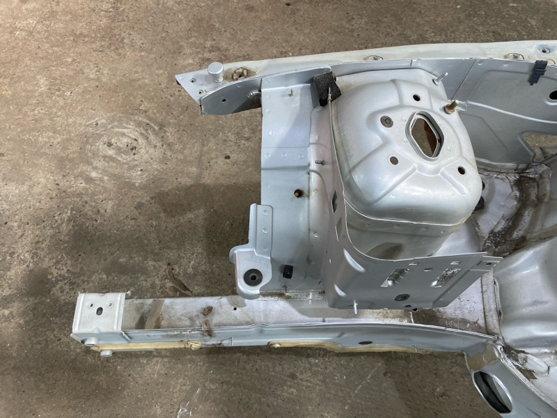 лонжерон, 5060 рублей, Красноярск