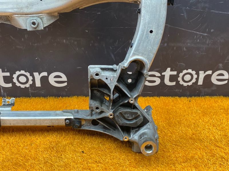 Балка поперечная (подрамник), 6090 рублей, Красноярск