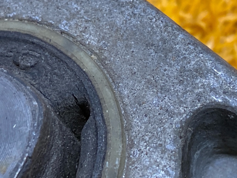 подушка двигателя, 1390 рублей, Красноярск