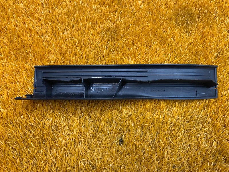 Накладка на порог салона, 200 рублей, Красноярск