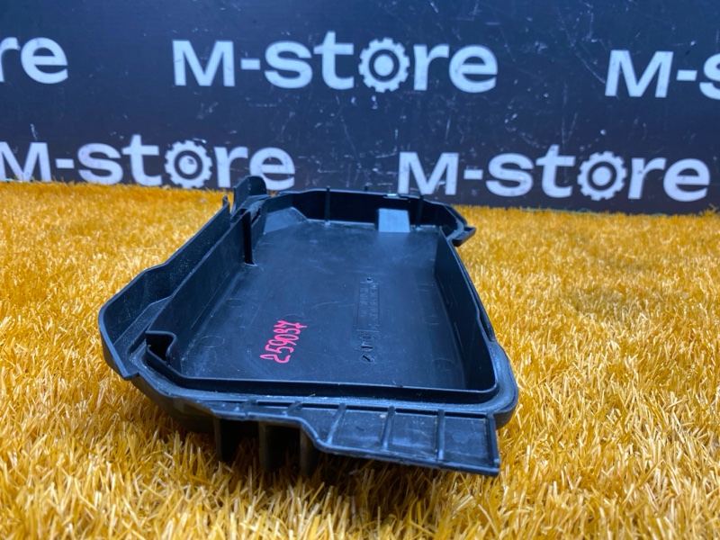 Крышка блока предохранителей, 440 рублей, Красноярск