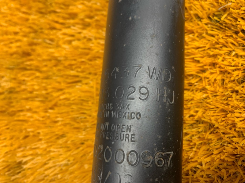 Амортизатор, 1560 рублей, Красноярск