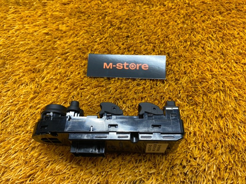 Блок управления стеклоподъемниками, 1000 рублей, Красноярск