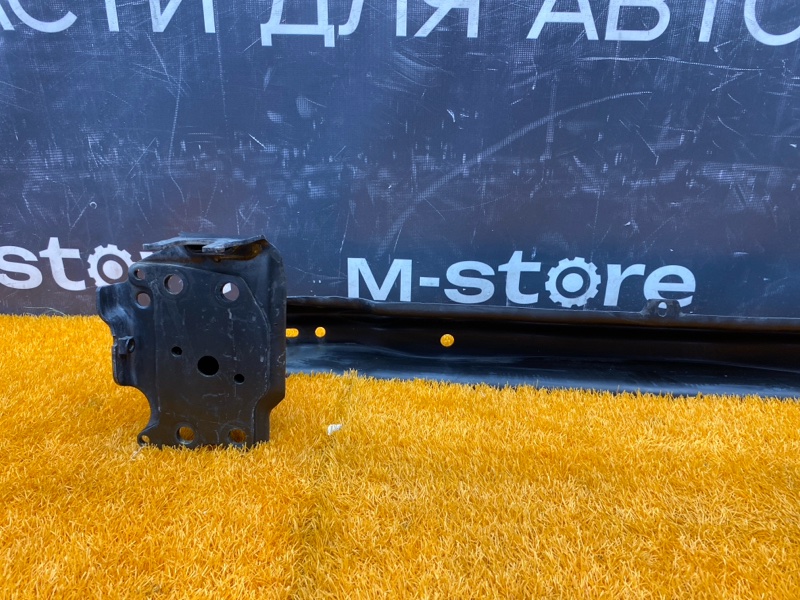 усилитель бампера, 1850 рублей, Красноярск