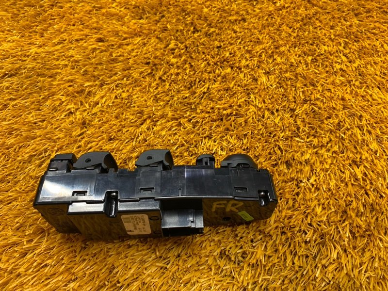 Блок управления стеклоподъемниками, 2000 рублей, Красноярск