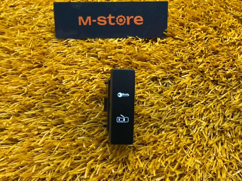 Кнопка центрального замка, 100 рублей, Красноярск