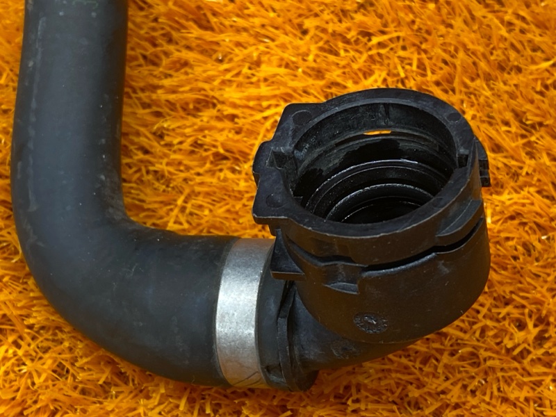 Патрубок системы охлаждения, 640 рублей, Красноярск