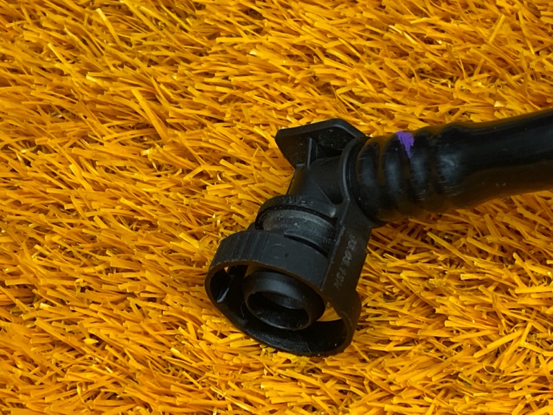 Патрубок картерных газов, 640 рублей, Красноярск