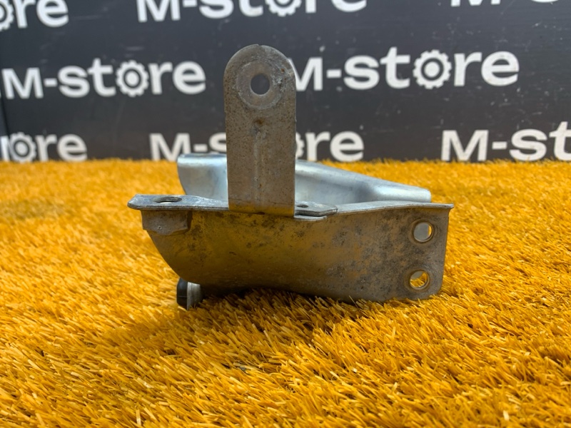 Кронштейн подушки двигателя, 530 рублей, Красноярск