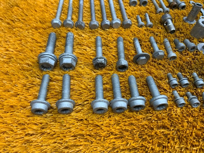 Болты и гайки ДВС, 870 рублей, Красноярск