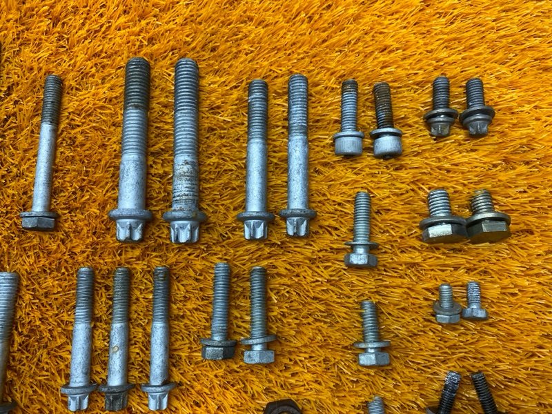 Болты и гайки ДВС, 870 рублей, Красноярск