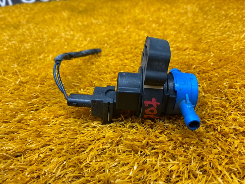 Клапан вентиляции топливного бака, 500 рублей, Красноярск